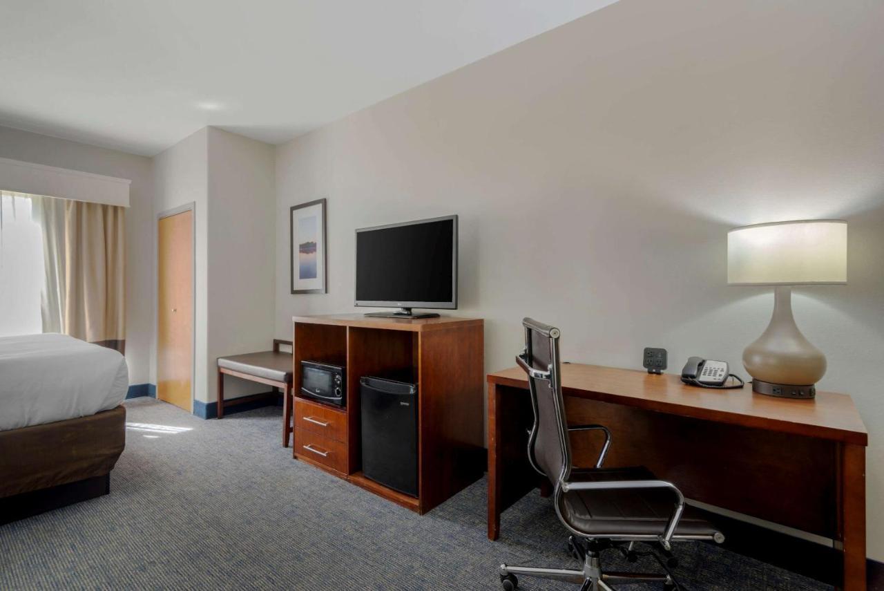 Comfort Suites Stockbridge Atlanta South Exterior foto